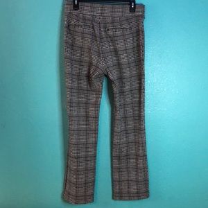 A beautiful patterned business pants
